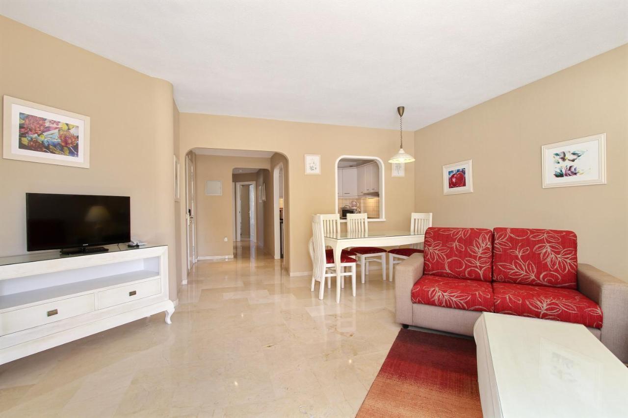 פואנגירולה Matchroom Country Club Resort מראה חיצוני תמונה